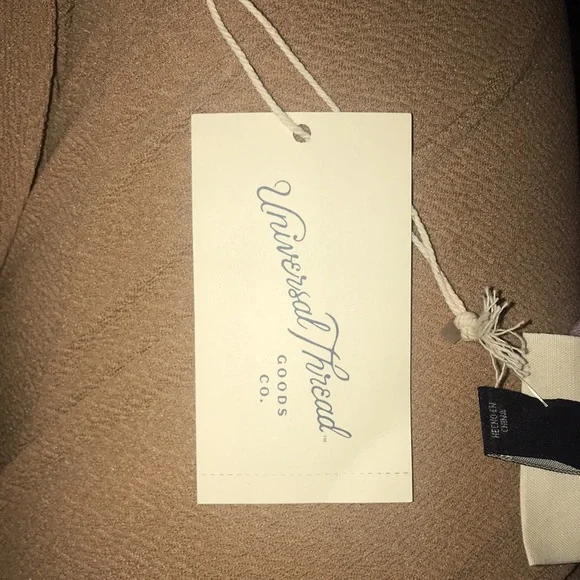 Universal Threads Purple Sweatshirt - Picture 4 of 5